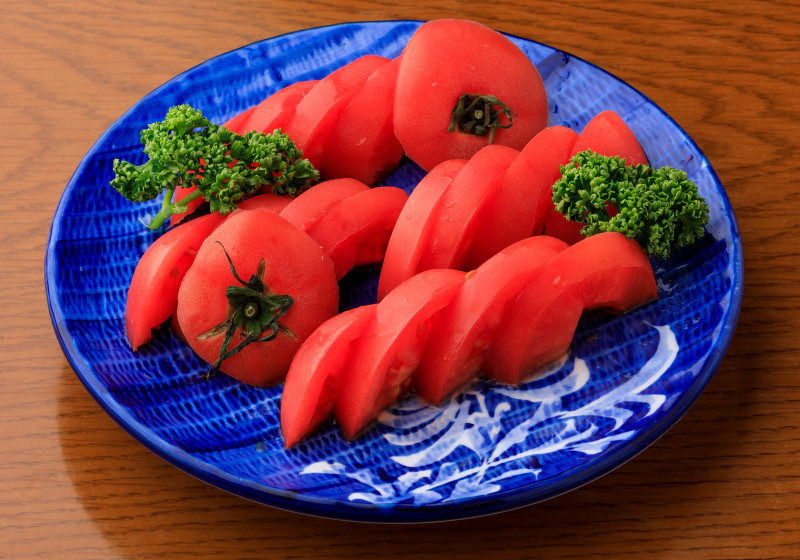 トマトスライス Maguro Dining 花まぐろ Grabdeli グラブデリ 高知の美味しいをお届けするフードデリバリー 宅配 サービス