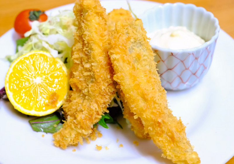 しめ鯖フライ たっぷりタルタルソース添え ハイカラ ハイボールとカラアゲの美味い店 Grabdeli グラブデリ 高知の美味しいをお届けするフードデリバリー 宅配 サービス