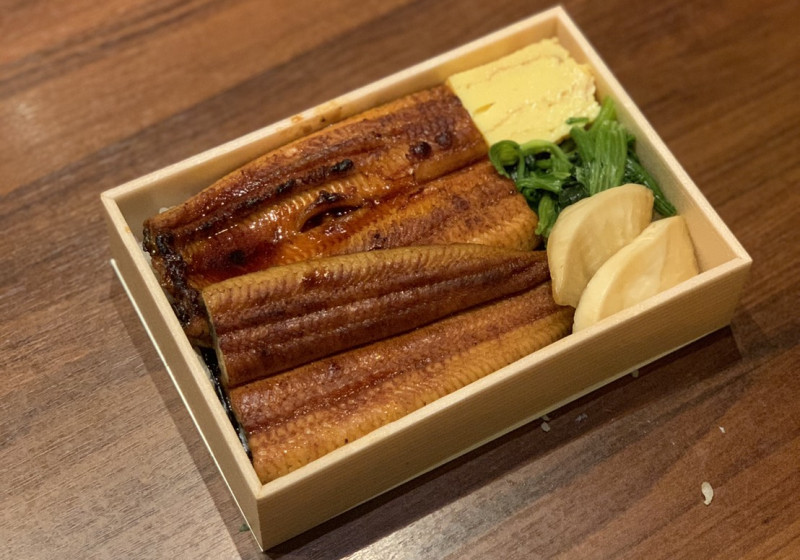 国産うなぎ海苔弁 魚と酒はなたれ丸の内トラストタワー店 テイクアウトの注文 Deli Holic