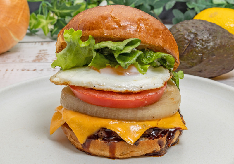 チーズエッグバーガー 淡路島バーガー 静岡田町店 テイクアウトの注文 Deli Holic