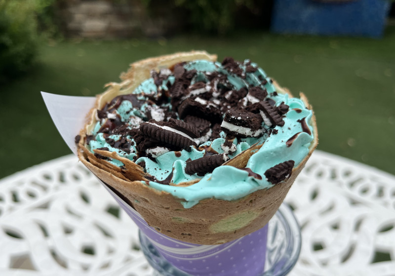 チョコミントクレープ | RADIANT CALM | テイクアウトの注文 | DELI-HOLIC